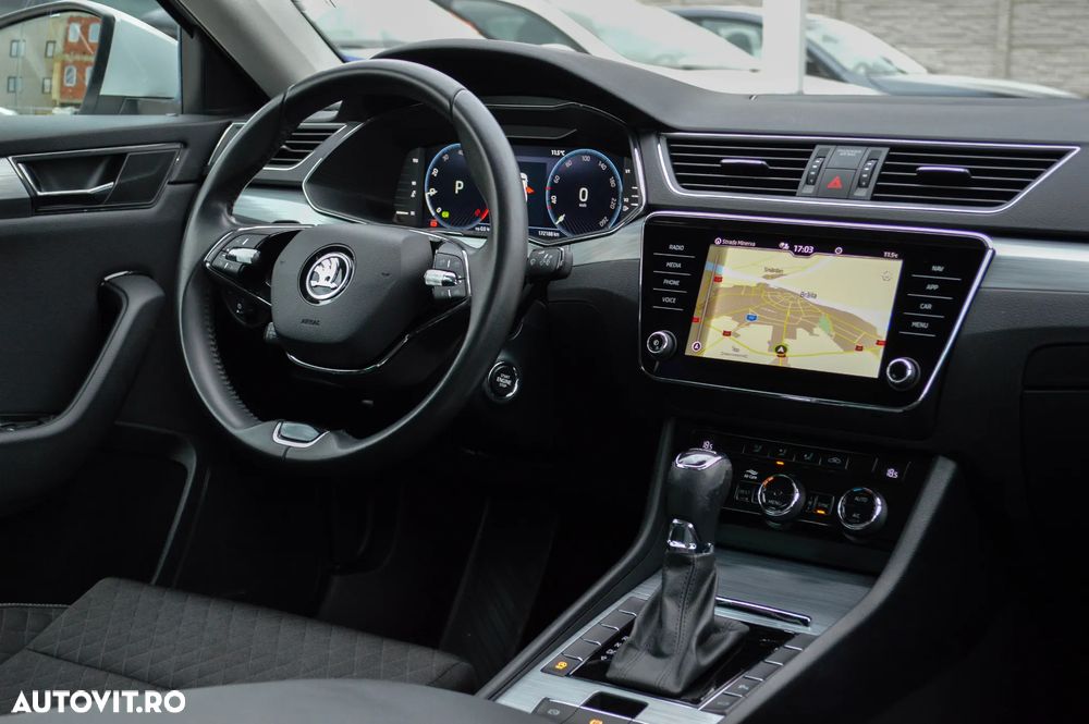 Skoda Superb 2.0 TDI DSG Essence - 4