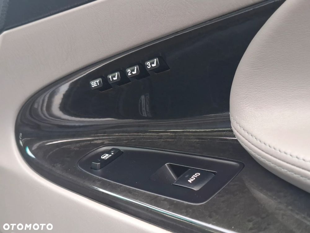 Lexus GS 450h Prestige + - 26