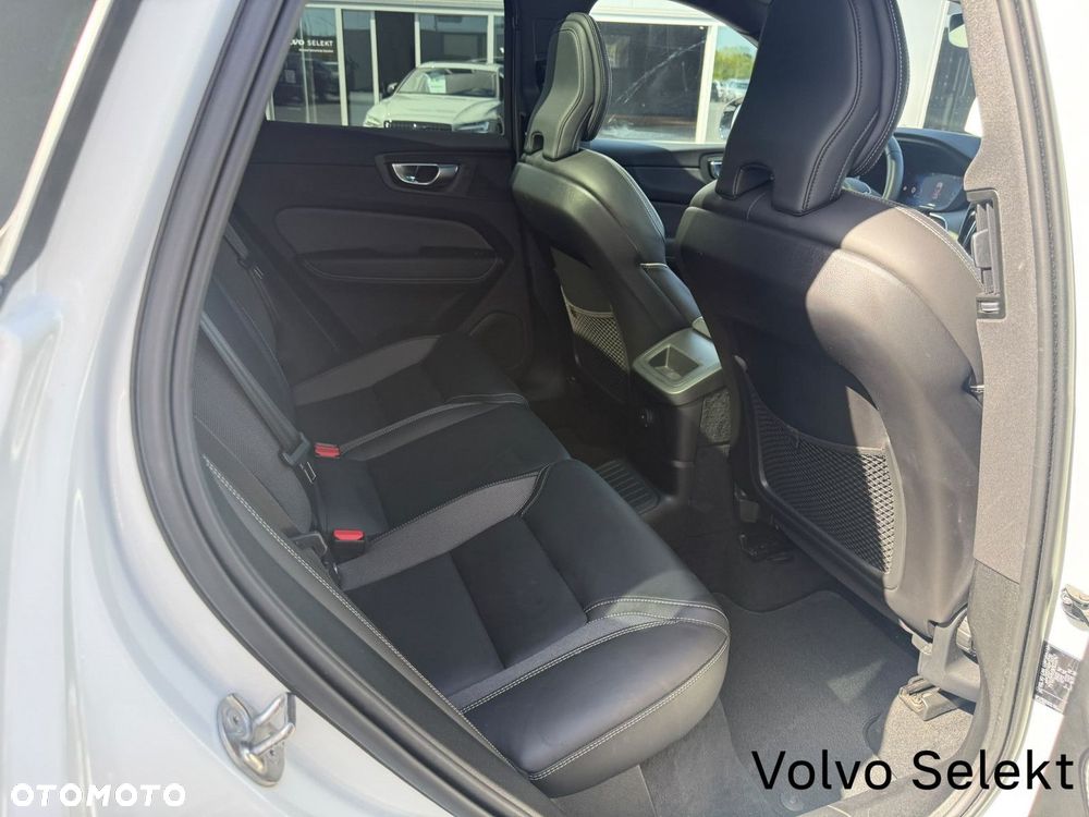 Volvo XC 60 - 30