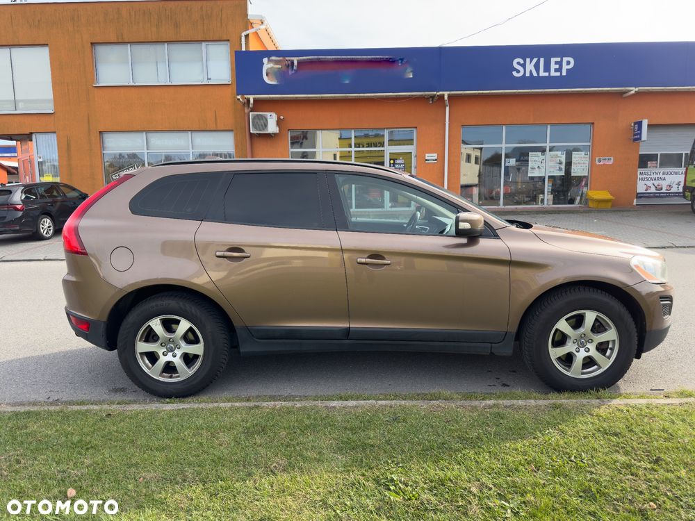 Volvo Xc 60 2011 photo 2