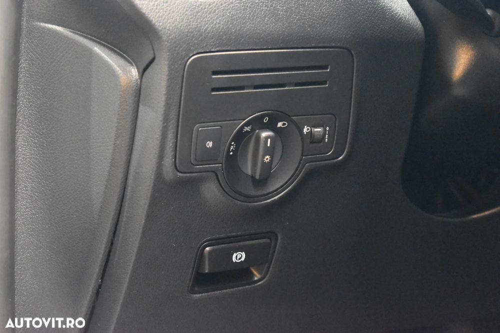 Mercedes-Benz Vito - 12