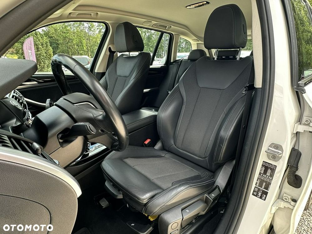 BMW X3 xDrive20d xLine - 14