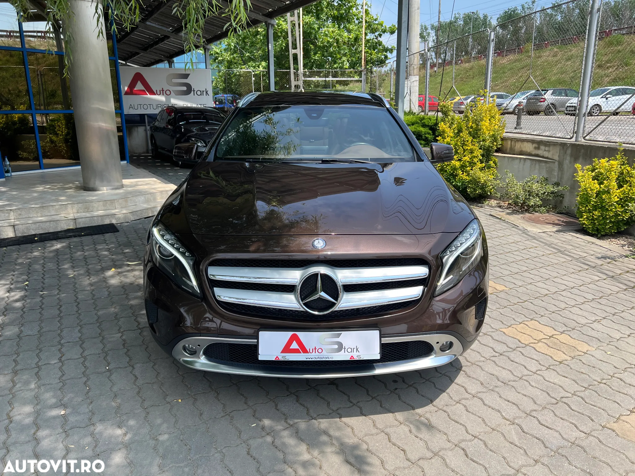 Mercedes-Benz GLA 200 (CDI) d 4Matic 7G-DCT Urban - 12