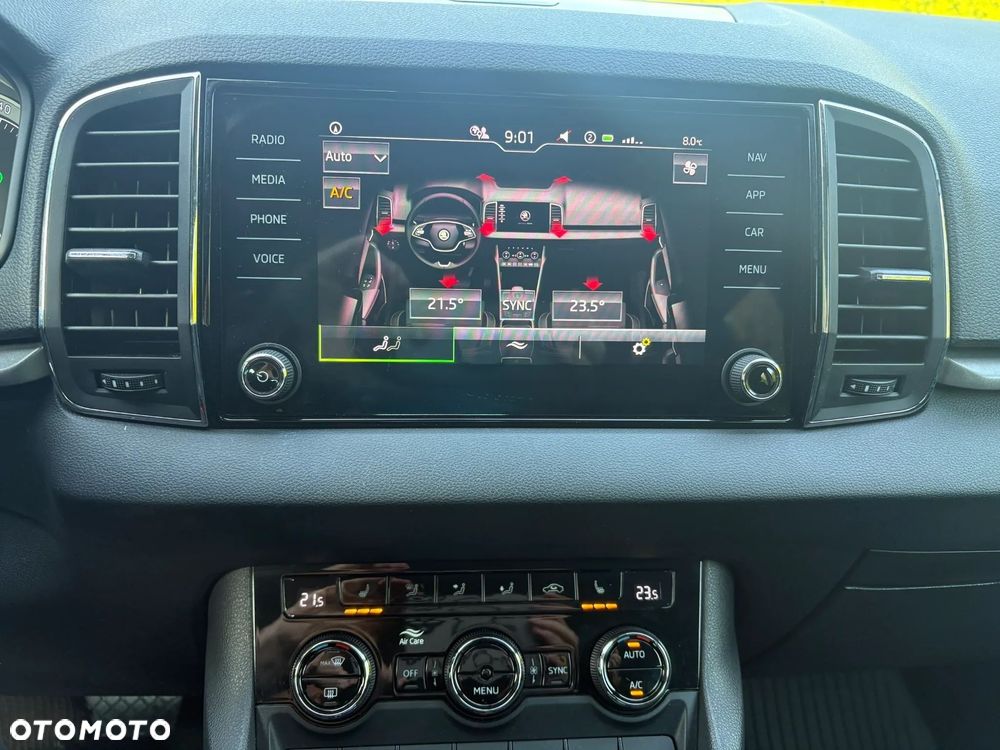 Skoda Karoq 1.5 TSI ACT 4x2 Ambition DSG - 21