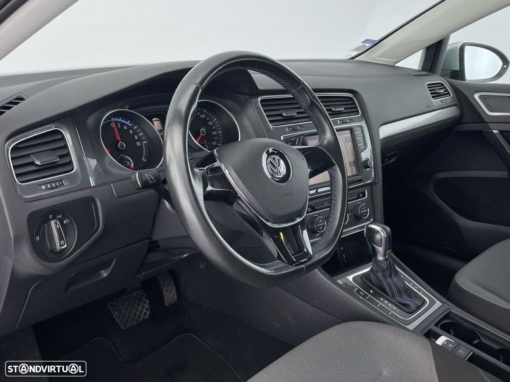 VW e-Golf AC/DC - 22