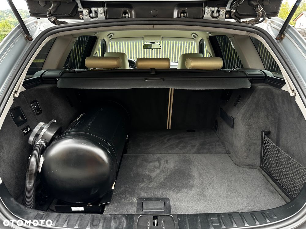 BMW Seria 3 - 36