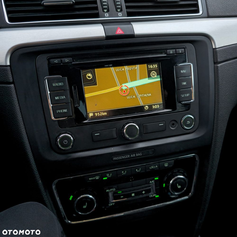 Skoda Superb 2.0 TDI DSG Comfort - 32