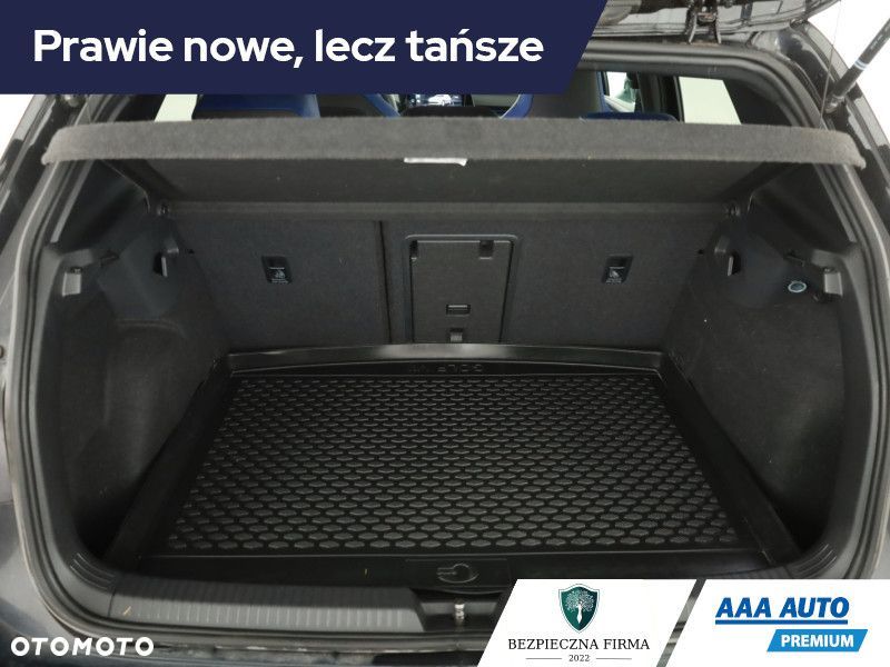 Volkswagen Golf - 13