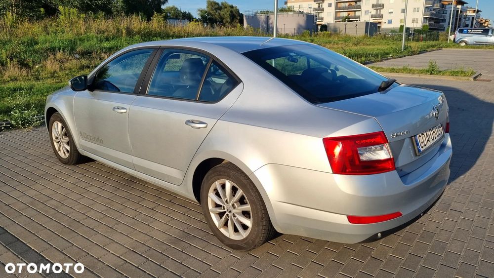 Skoda Octavia 1.4 TSI Ambition - 4
