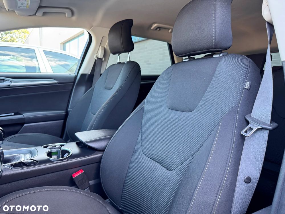 Ford Mondeo 2.0 TDCi Titanium - 27