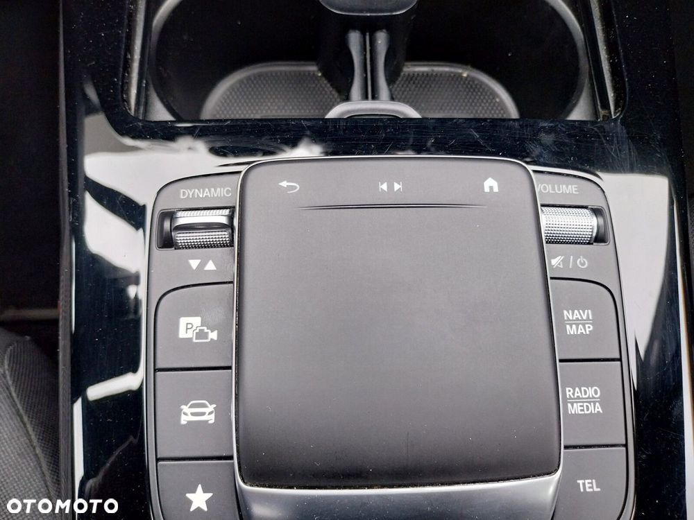 Mercedes-Benz CLA - 28