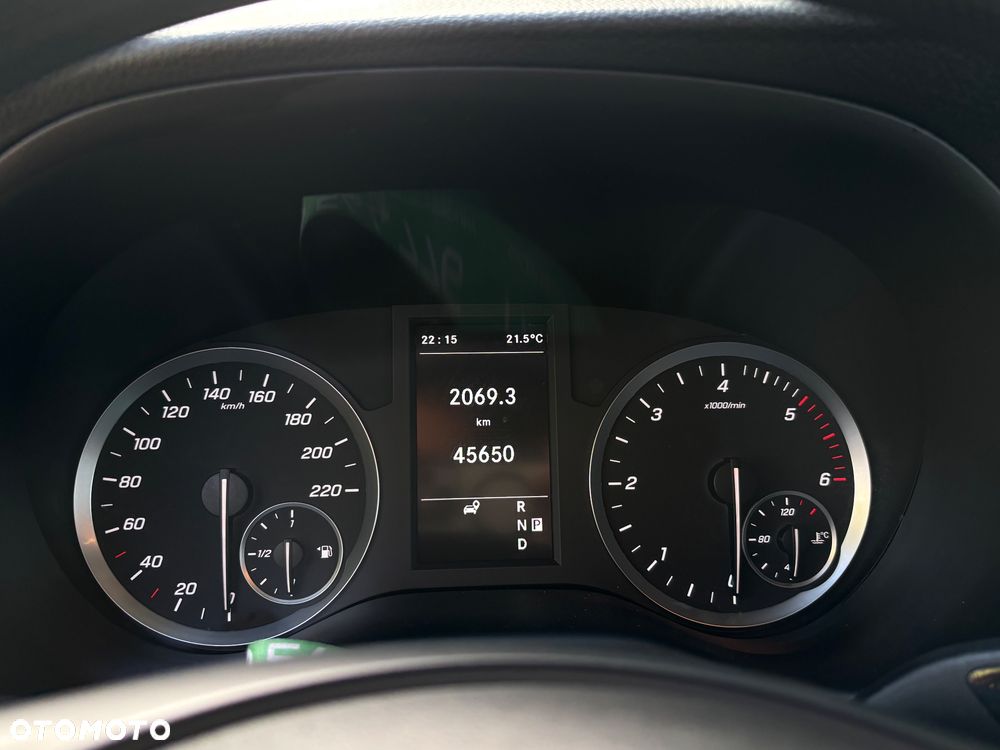 Mercedes-Benz Vito - 13