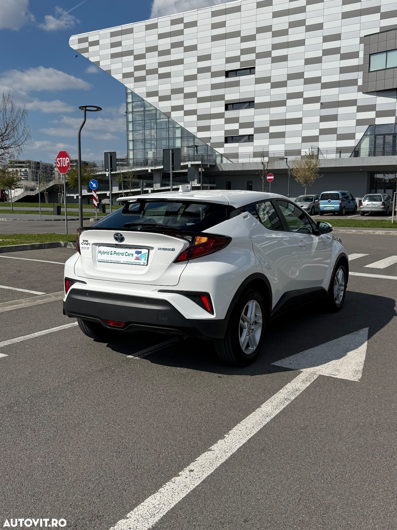 Toyota C-HR 1.8 Hybrid Business Edition - 13