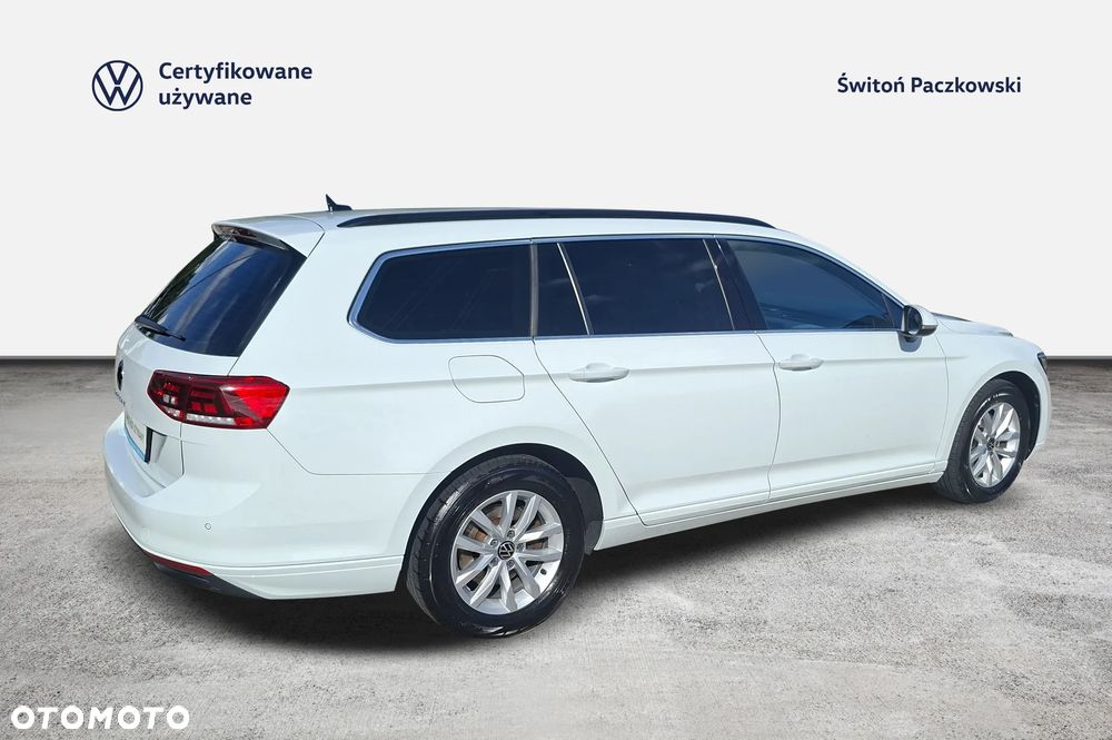 Volkswagen Passat - 5