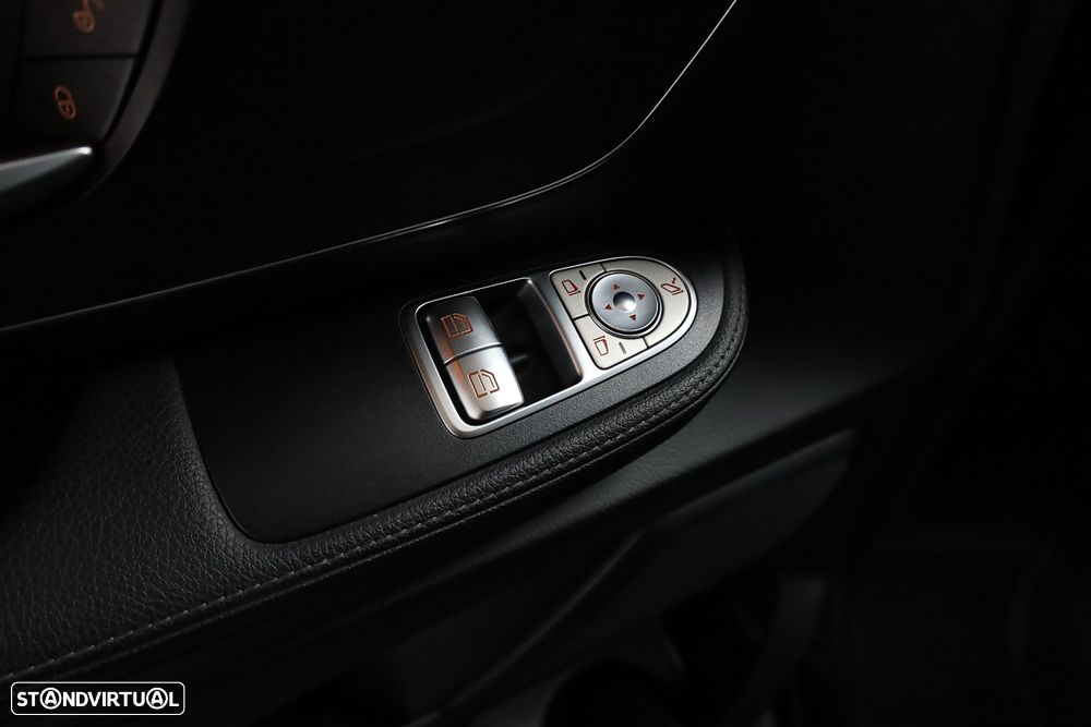 Mercedes-Benz V 250 d Longo Avantgarde - 33