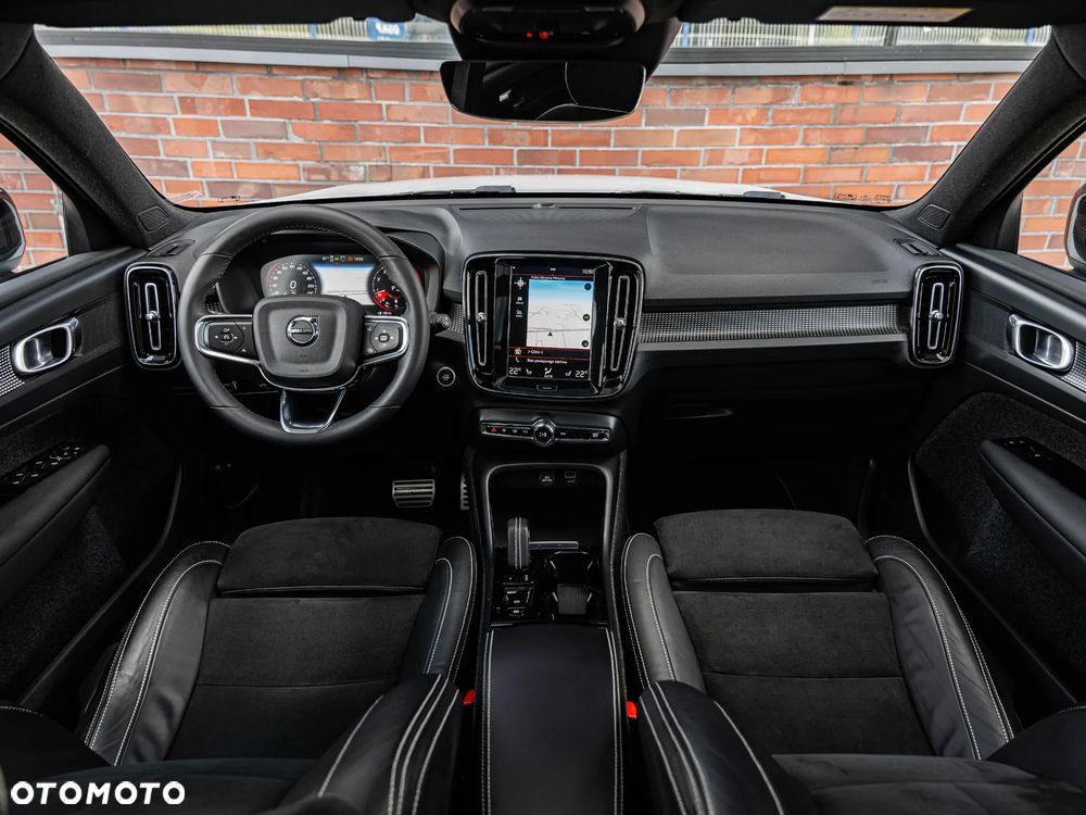 Volvo XC 40 B3 B DKG Plus Dark - 6