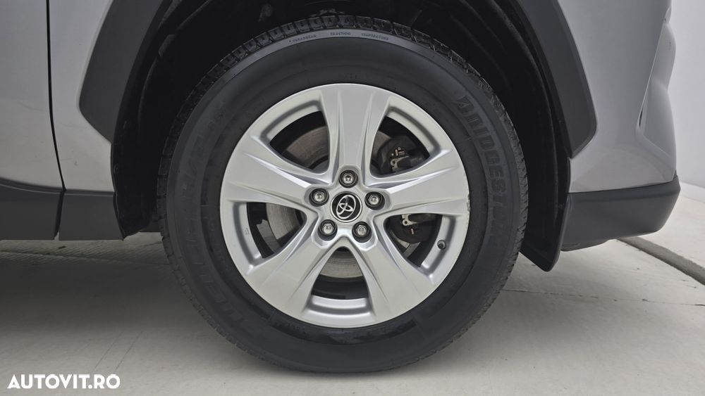 Toyota RAV4 - 23