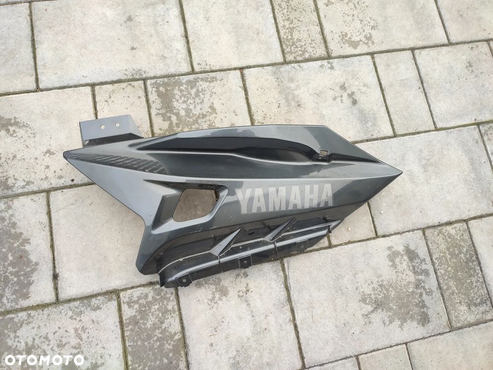 Owiewka, osłona prawa, bok, boczek prawy Yamaha R125 08-14 - 1