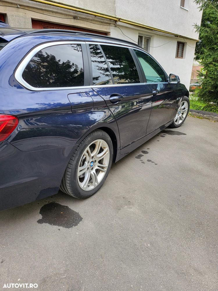 BMW Seria 5 520d xDrive AT - 11
