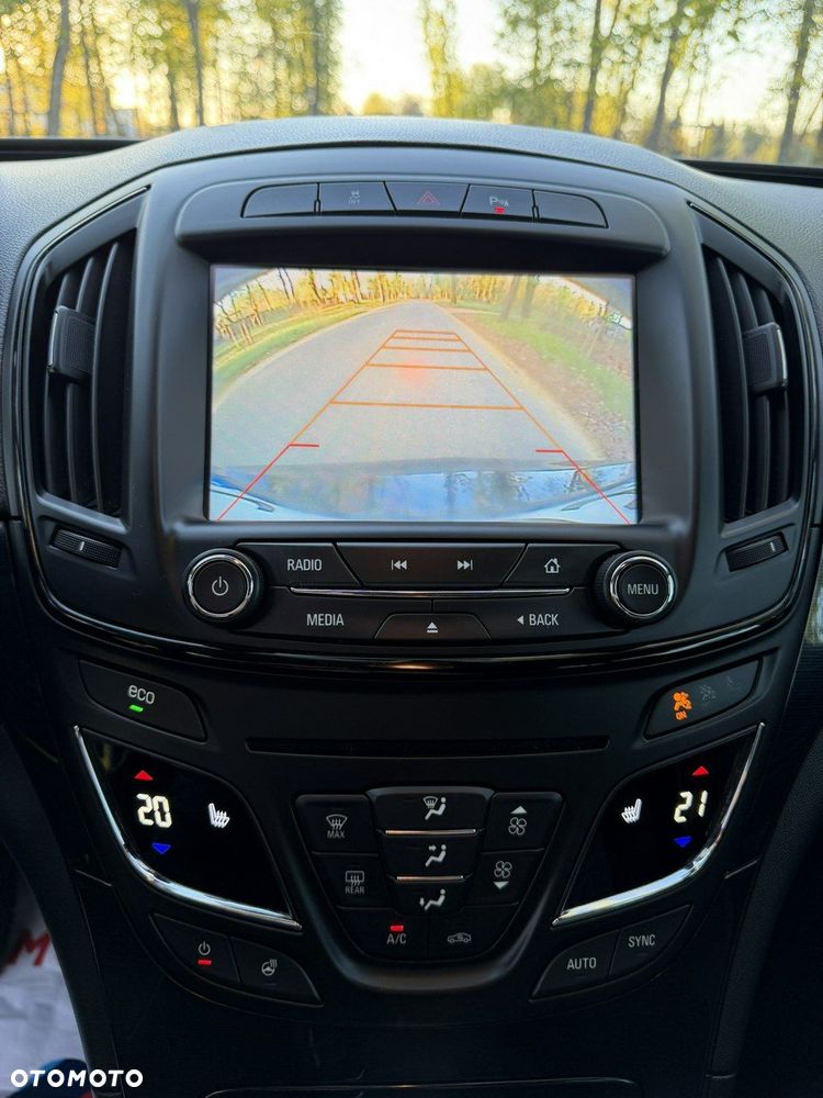 Opel Insignia - 35