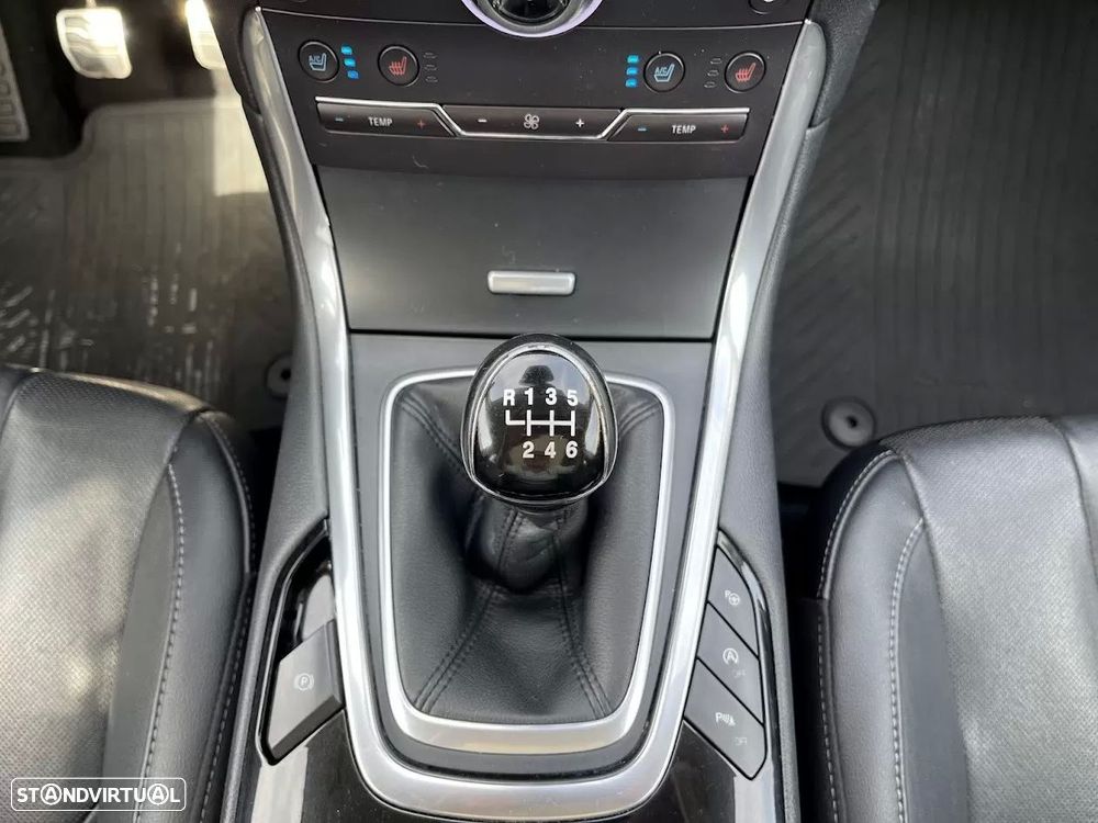 Ford S-Max 2.0 TDCi Titanium - 31