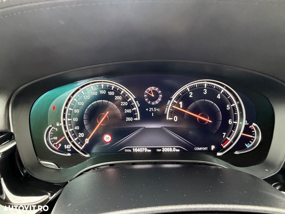 BMW Seria 5 530i xDrive Aut. Sport Line - 19
