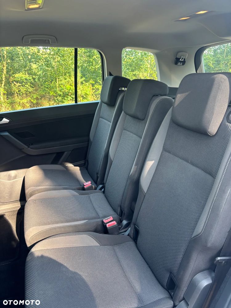 Volkswagen Touran - 7