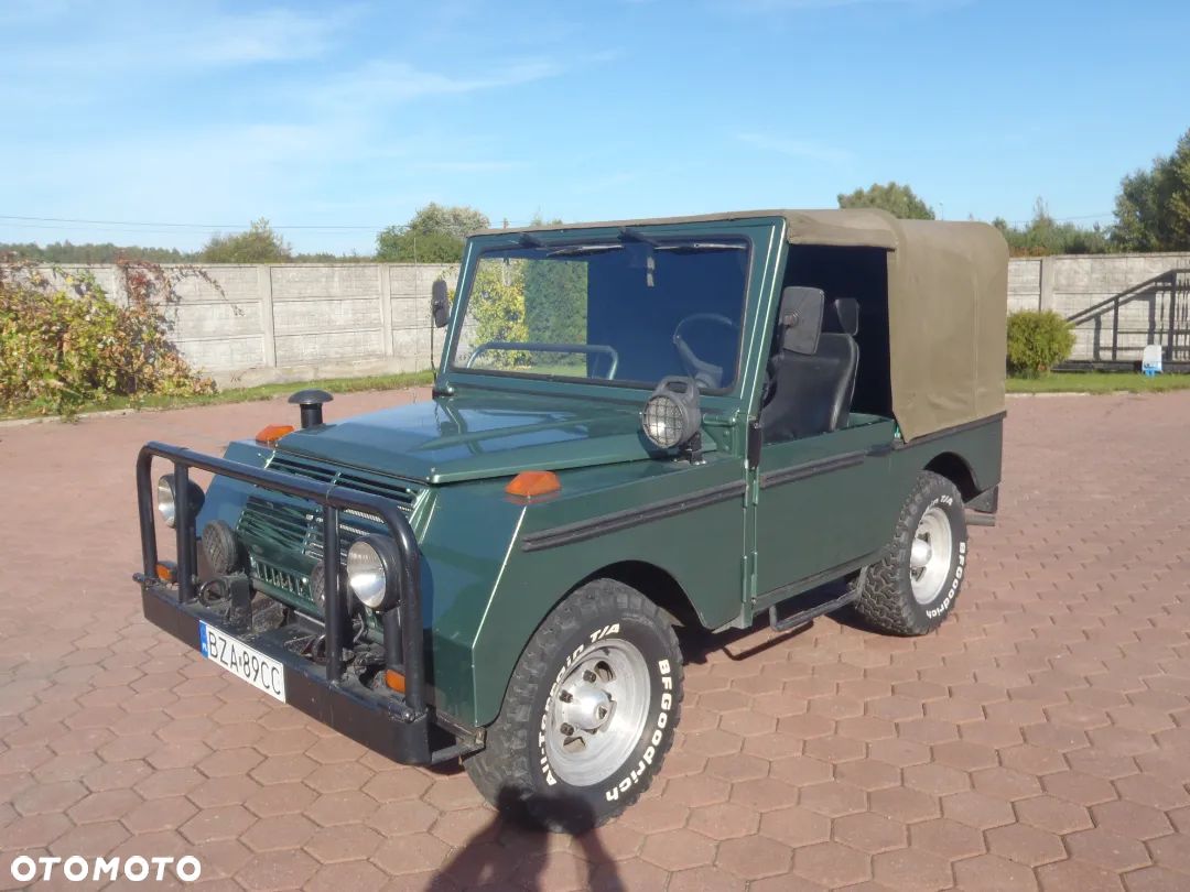 Land Rover Inny - 1