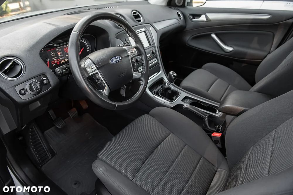 Ford Mondeo - 15
