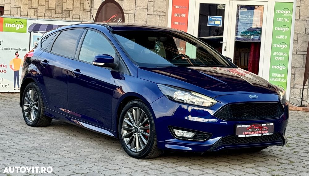 Ford Focus 1.5 EcoBlue Start-Stopp-System ST-LINE DESIGN - 2
