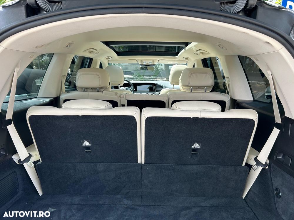 Mercedes-Benz GLS - 11