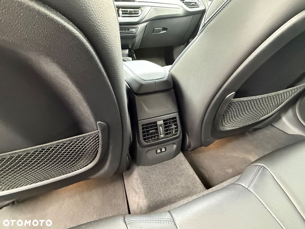 BMW Seria 1 118i M Sport - 31