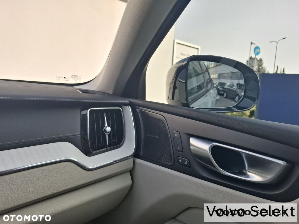Volvo XC 60 - 40