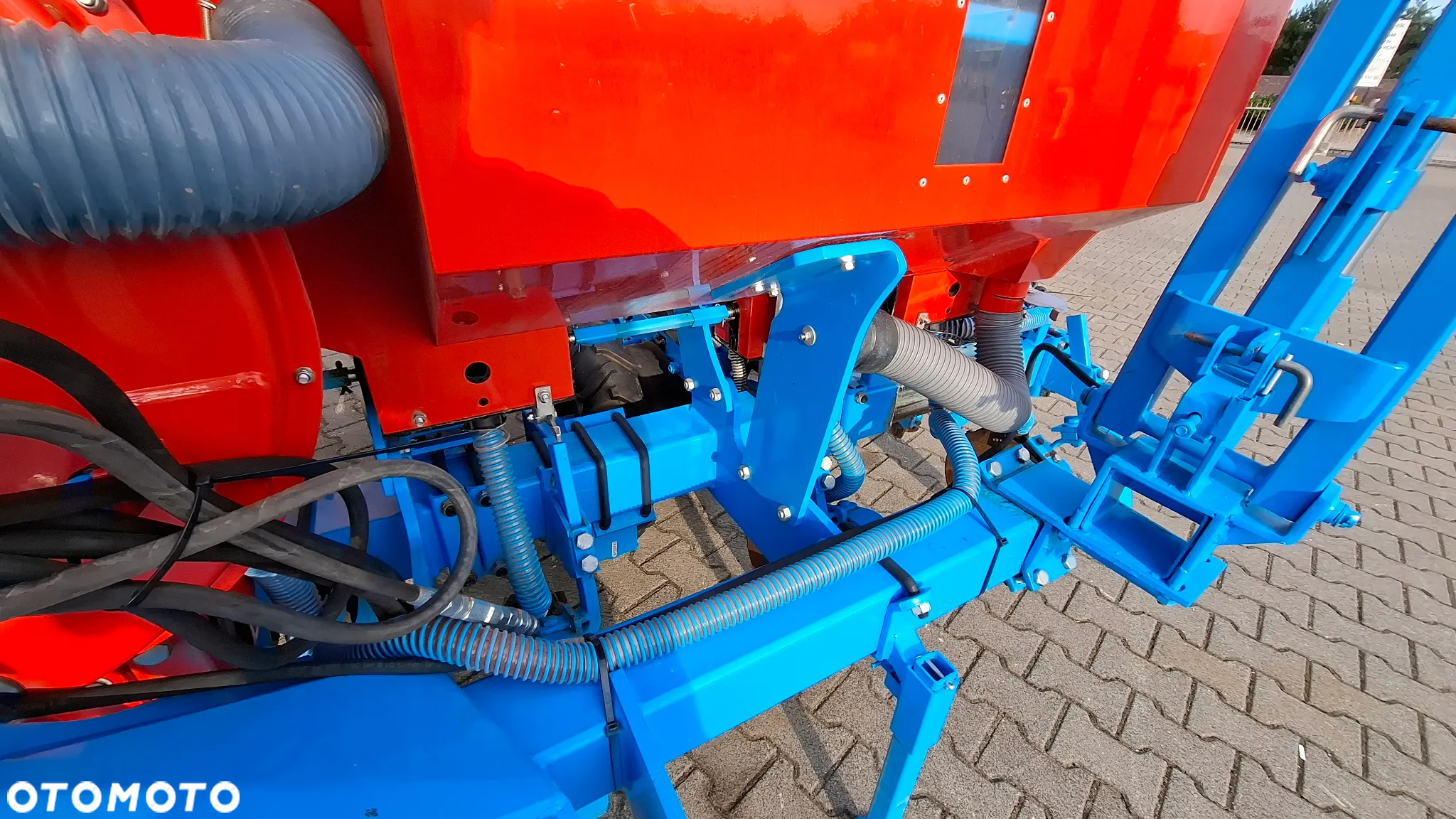 Monosem Siewnik punktowy 6-rzędowy NG PLUS M Monoshox - 29