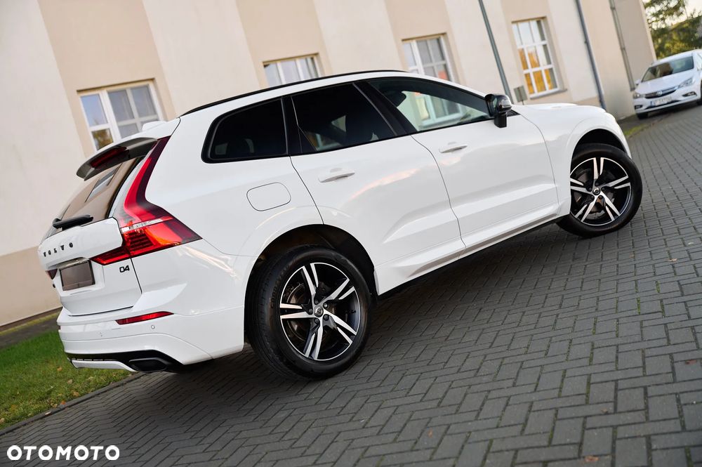 Volvo XC 60 D4 R-Design - 3