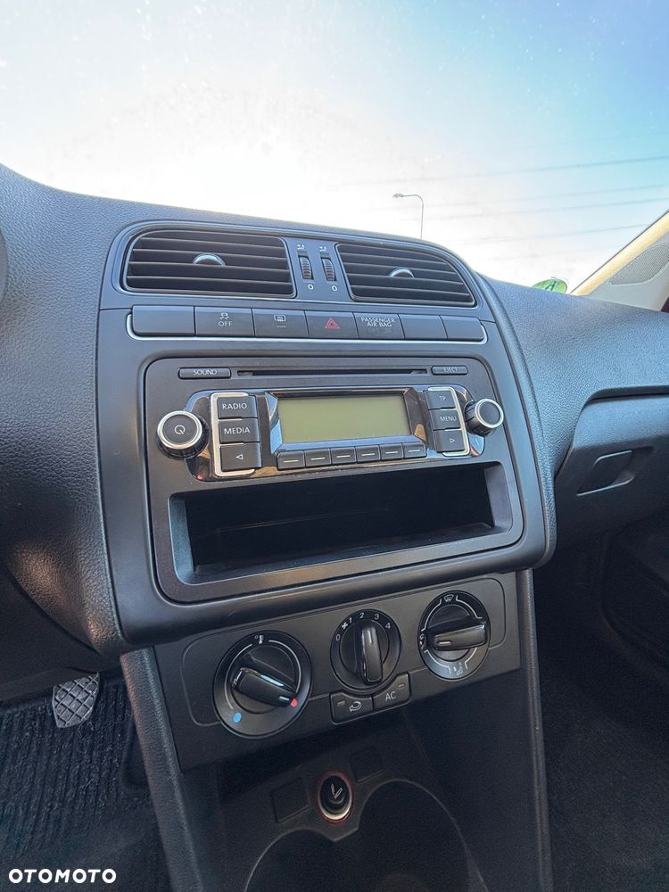 Volkswagen Polo - 18