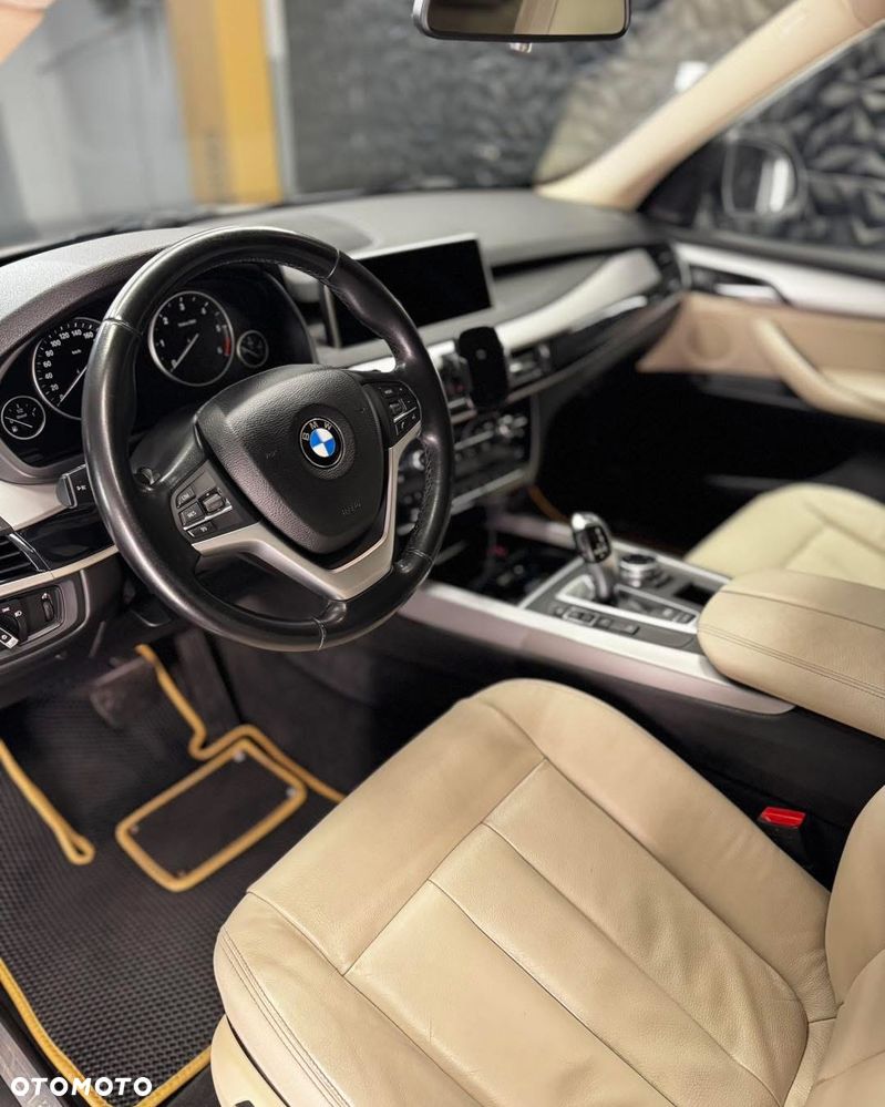 BMW X5 xDrive25d - 9