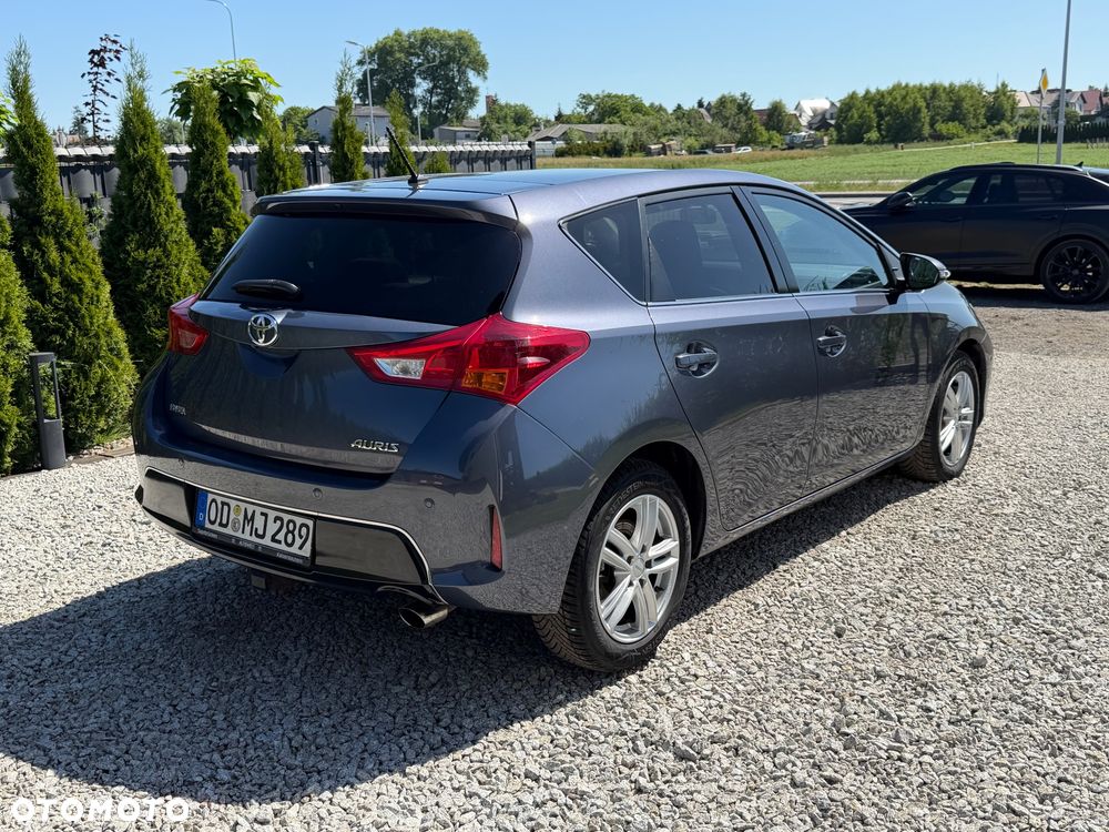 Toyota Auris 1.6 MultiMode Executive - 6