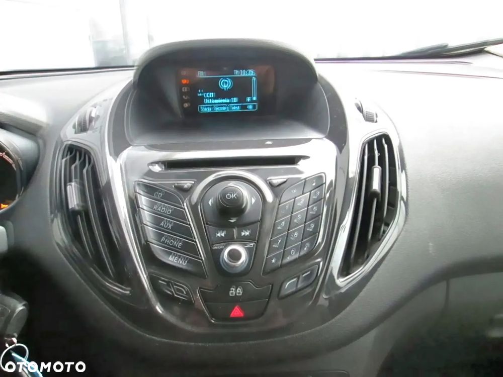 Ford Tourneo Courier 1.5 TDCi Ambiente - 11