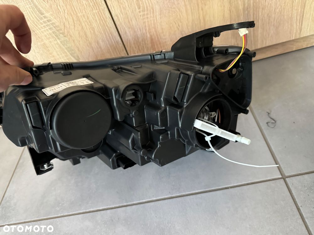 Dacia Duster II lift reflektor przód LED - 5