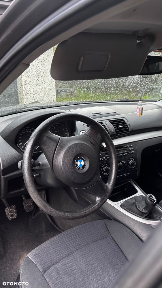 BMW Seria 1 116i - 3