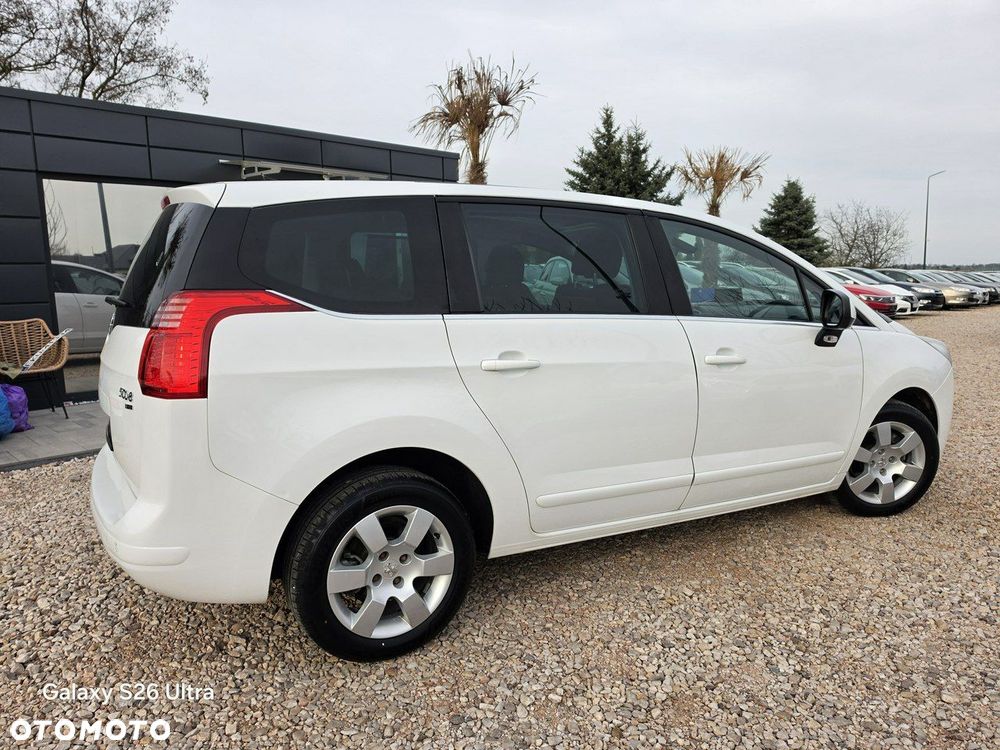 Peugeot 5008 - 26