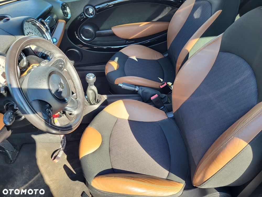 MINI Cooper Brick Lane - 10