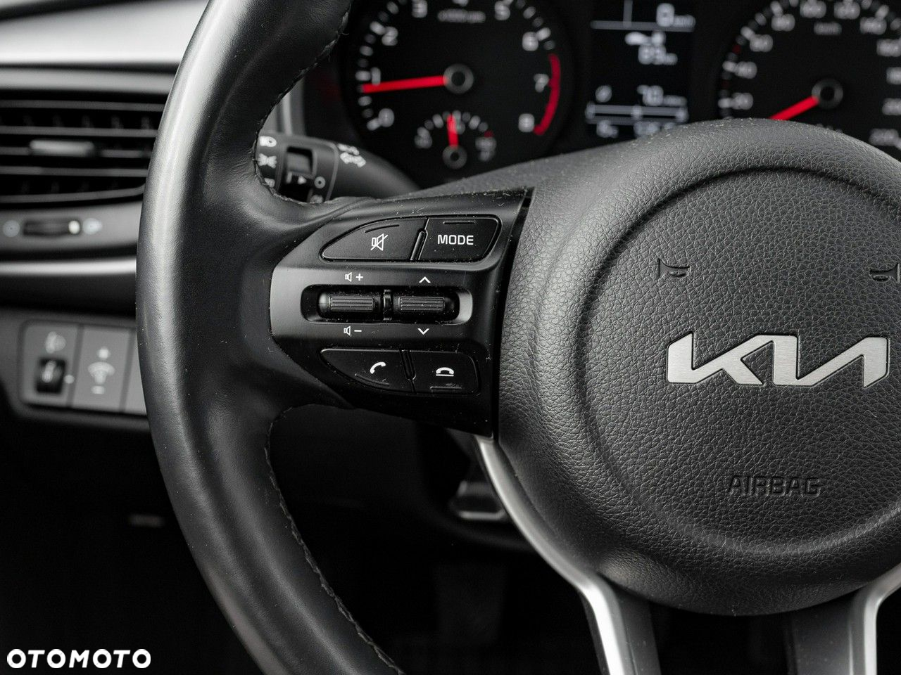 Kia Rio 1.2 M - 17