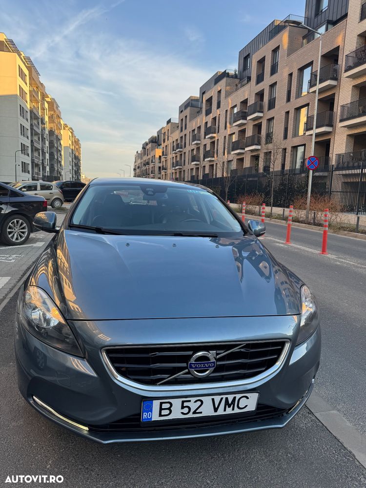 Volvo V40 D2 Summum - 1