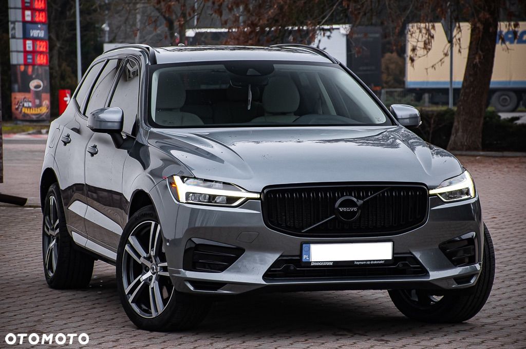 Volvo XC 60 T6 AWD Momentum - 1