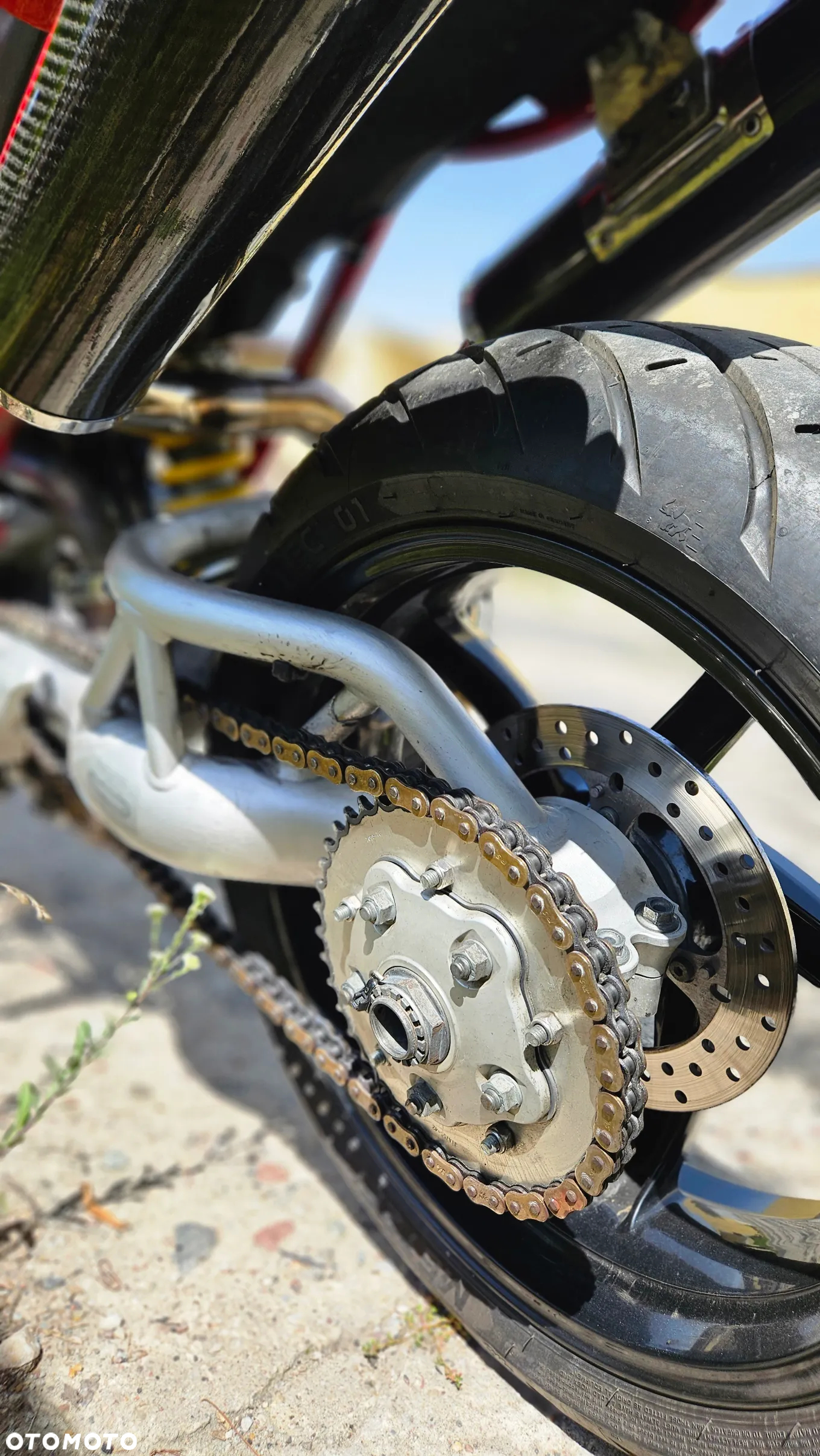 Ducati Monster - 10