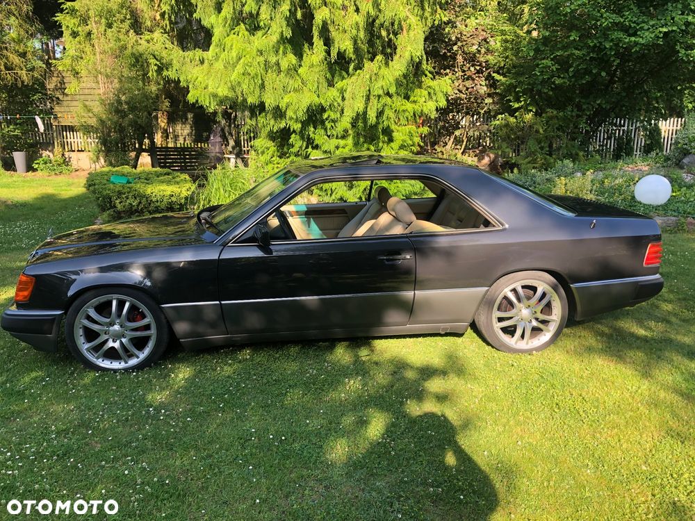 Mercedes-Benz W124 (1984-1993) - 2