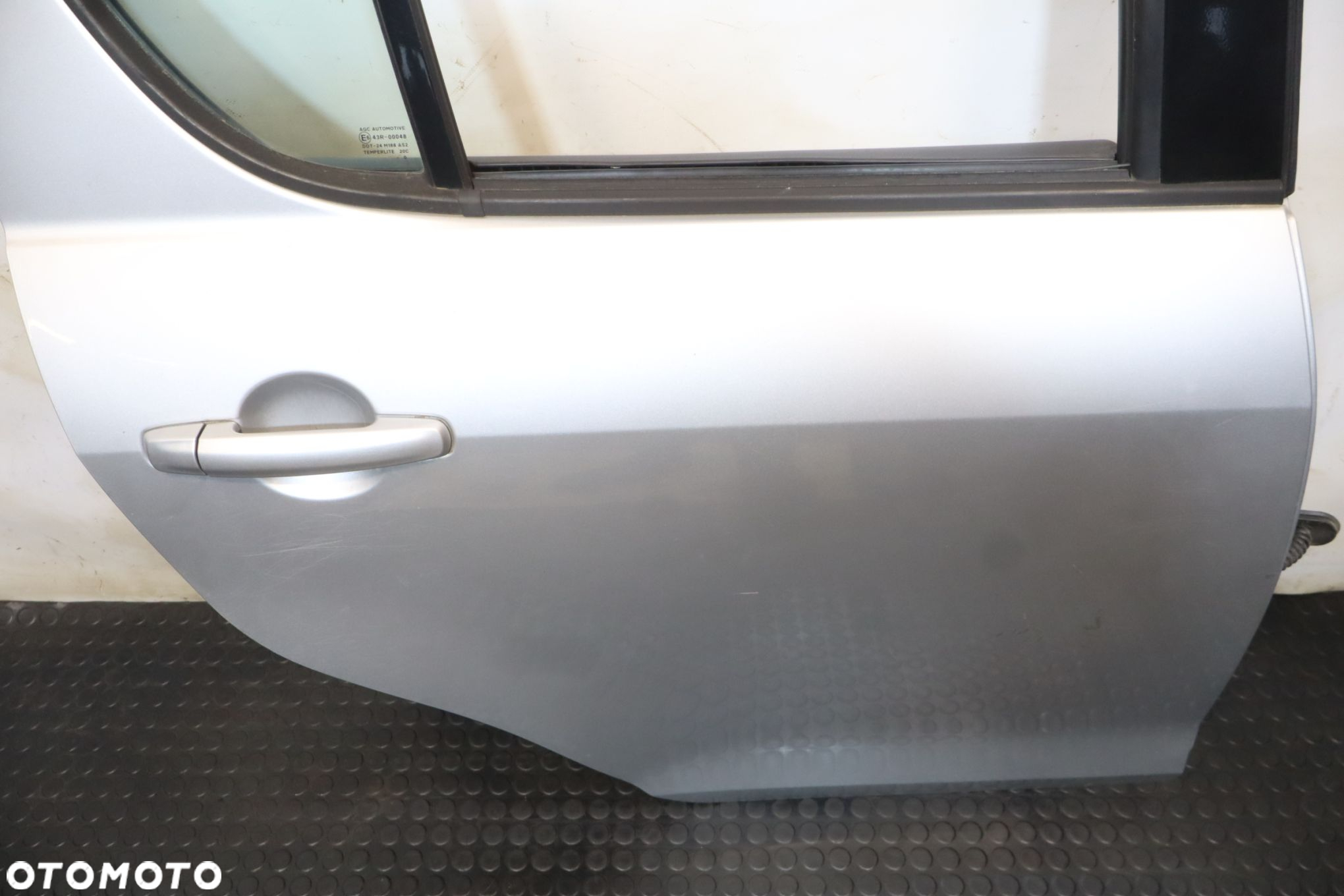 DRZWI PRAWY TYŁ SUZUKI SWIFT V ZCC HATCHBACK - 8