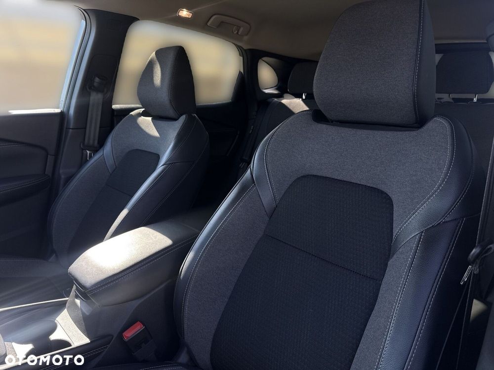 Nissan Qashqai 1.3 DIG-T mHEV N-Connecta Xtronic - 12